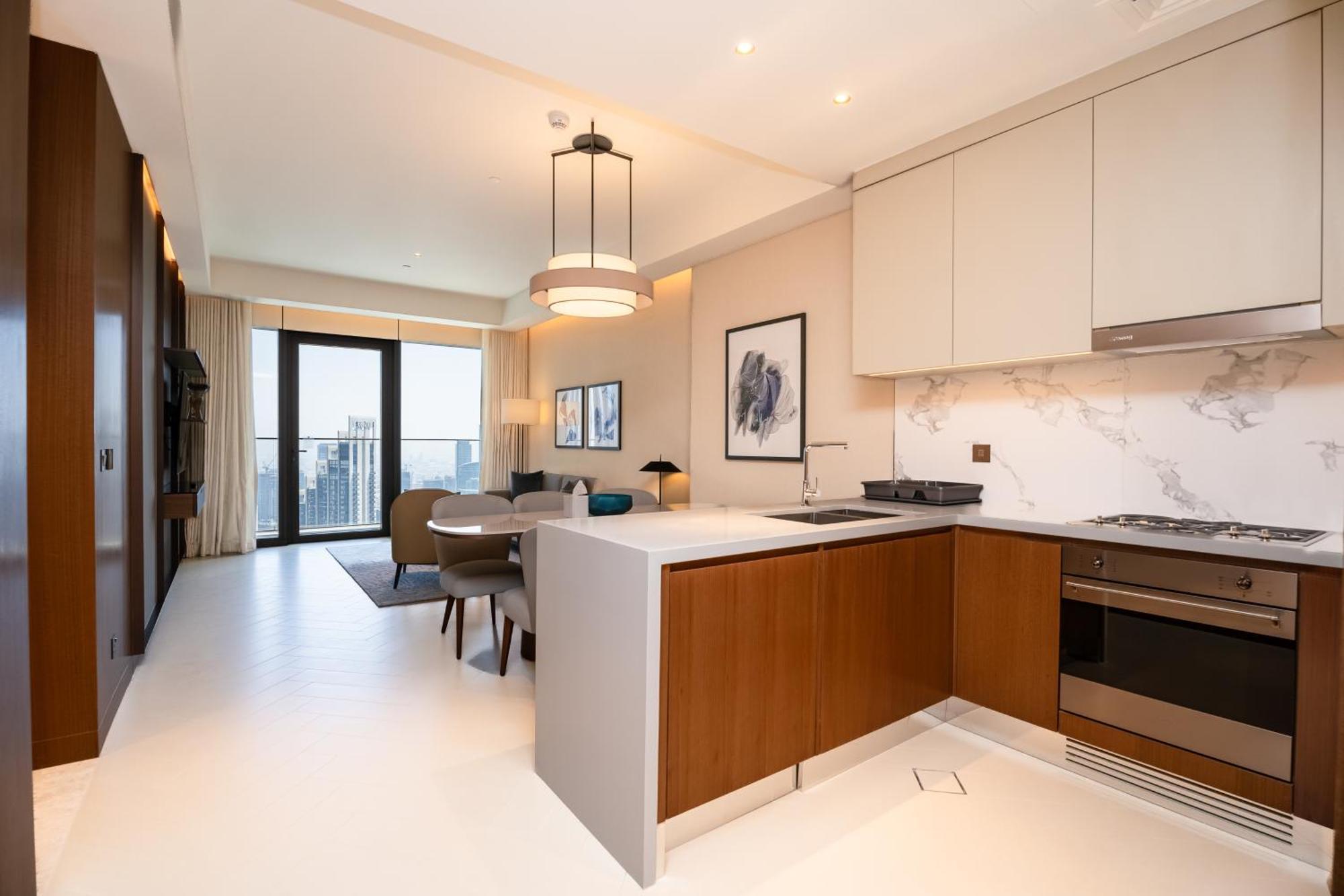 Escape24 - Address Opera - 2br High Floor Downtown